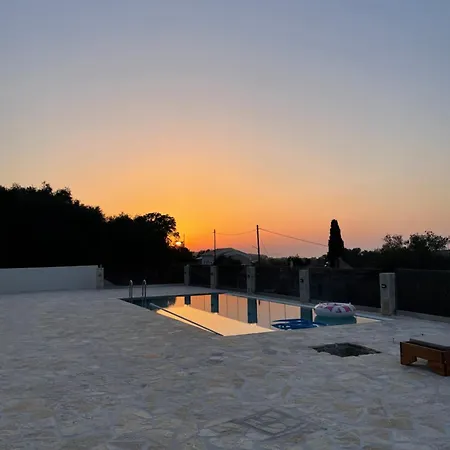 Sfakeras Grand Residences